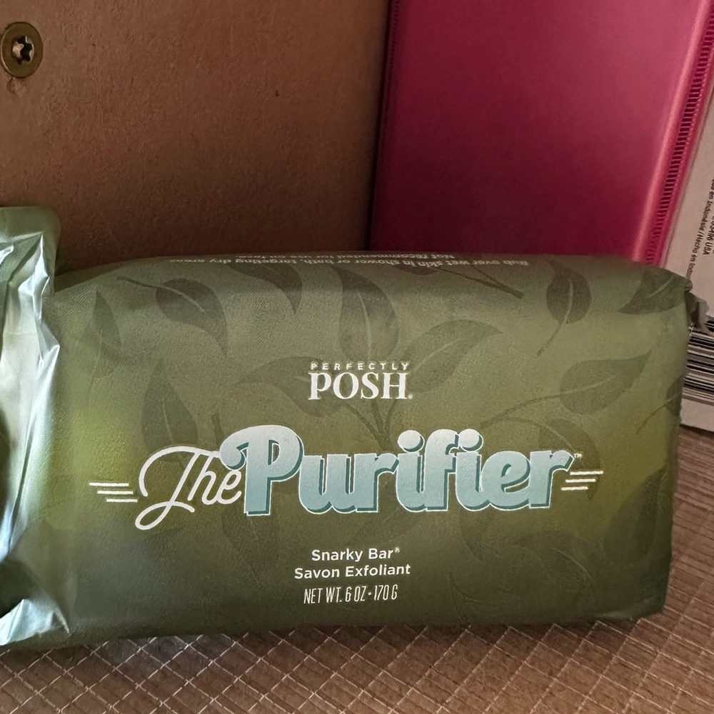 Perfectly Posh Purifier Snarky Bar exfoliating bath bar